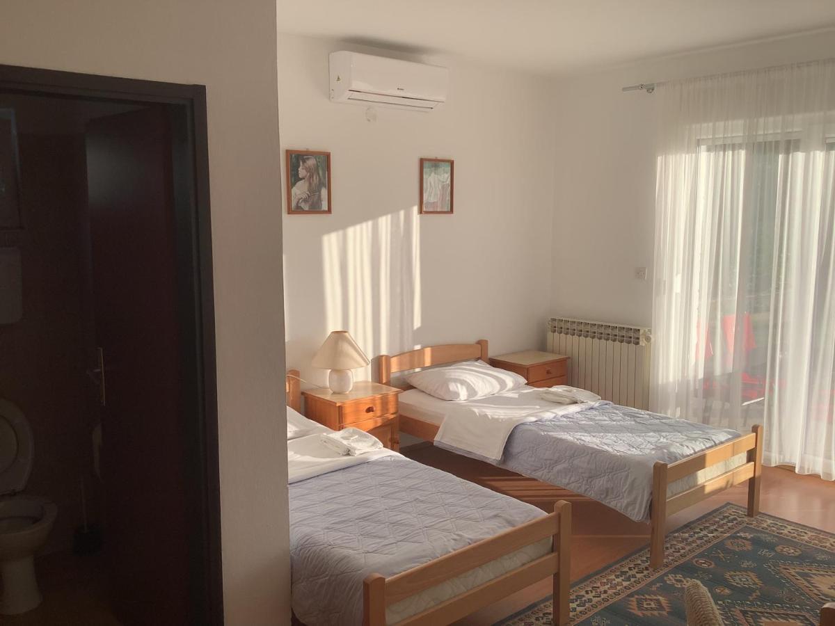 Aparthotel Sobe Pipic Široki Brijeg Exterior foto