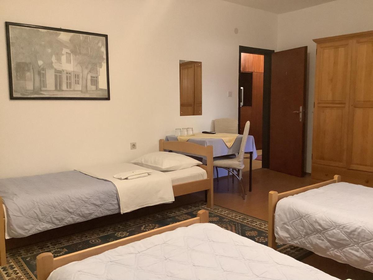 Aparthotel Sobe Pipic Široki Brijeg Exterior foto